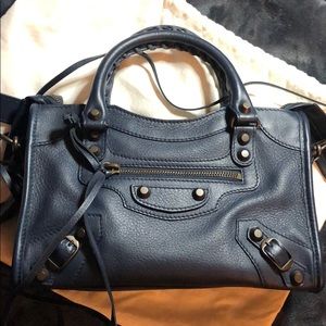 Balenciaga mini city